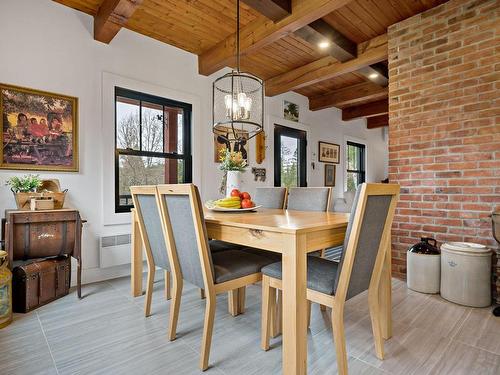 Kitchen - 6126 Route De L'Ascension, Rivière-Rouge, QC - Indoor Photo Showing Dining Room