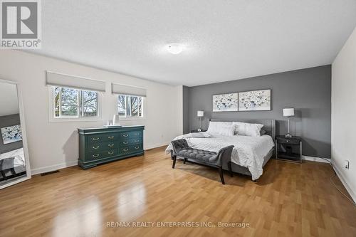 2873 Gulfstream Way, Mississauga, ON - Indoor Photo Showing Bedroom