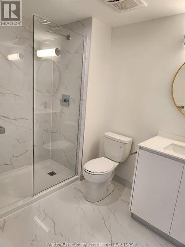 3290 Stella Crescent Unit# 507, Windsor, ON - Indoor Photo Showing Bathroom