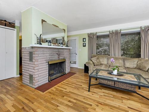 971 Sluggett Rd, Central Saanich, BC - Indoor Photo Showing Living Room With Fireplace