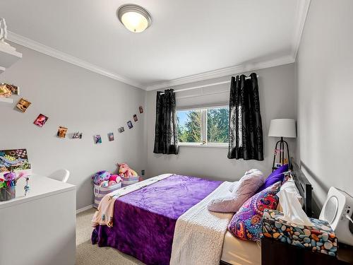 560 Hilchey Rd, Campbell River, BC - Indoor Photo Showing Bedroom