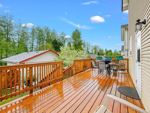 560 Hilchey Rd, Campbell River, BC - Outdoor With Deck Patio Veranda With Exterior