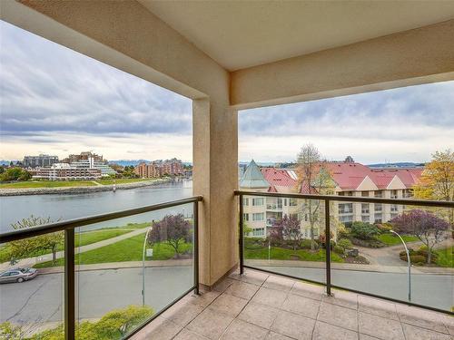 421-50 Songhees Rd, Victoria, BC - Outdoor With Body Of Water With Balcony With View
