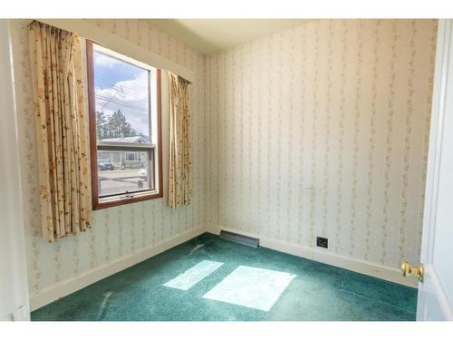 285 Buchanan Street, Kimberley, BC - Indoor Photo Showing Other Room