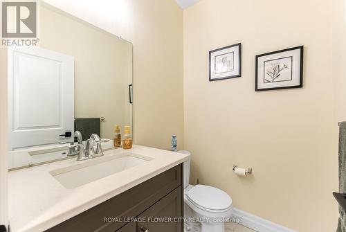 82 Optimist Drive, Southwold, ON - Indoor Photo Showing Bathroom