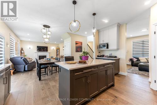 82 Optimist Drive, Southwold, ON - Indoor Photo Showing Kitchen With Upgraded Kitchen