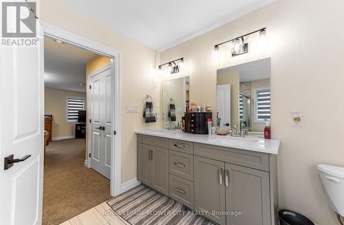 82 Optimist Drive, Southwold, ON - Indoor Photo Showing Bathroom