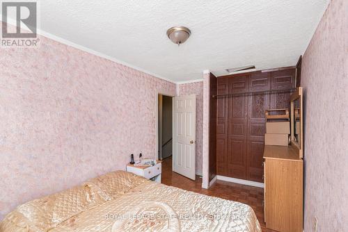 80 - 11 Harrisford Street, Hamilton, ON - Indoor Photo Showing Bedroom