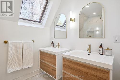 195 Wright Avenue, Toronto, ON - Indoor Photo Showing Bathroom