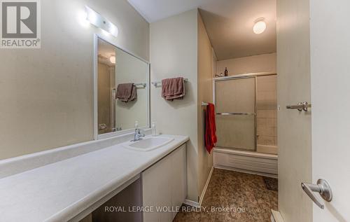 311 Spruce Street, Waterloo, ON - Indoor Photo Showing Bathroom