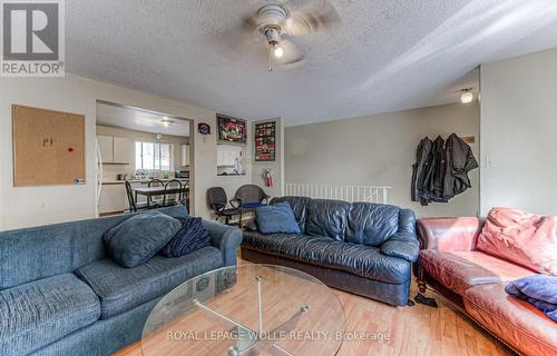 311 Spruce Street, Waterloo, ON - Indoor Photo Showing Living Room
