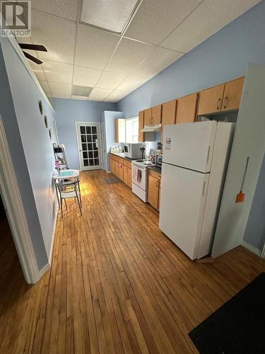 20-22 Webster St, Virginiatown, ON - Indoor Photo Showing Kitchen