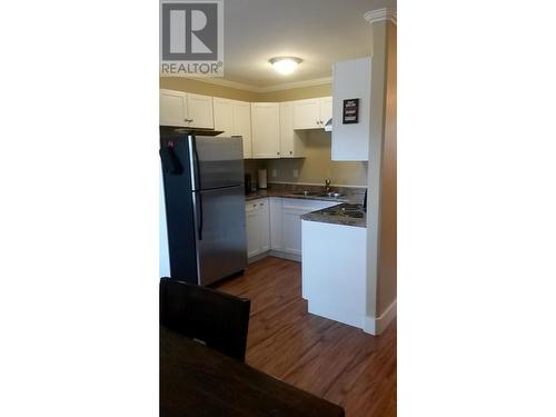 10209 17 Street Unit# 112, Dawson Creek, BC - Indoor Photo Showing Kitchen