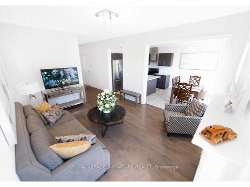 804 Glenbrook Ave, Burlington, ON - Indoor Photo Showing Living Room