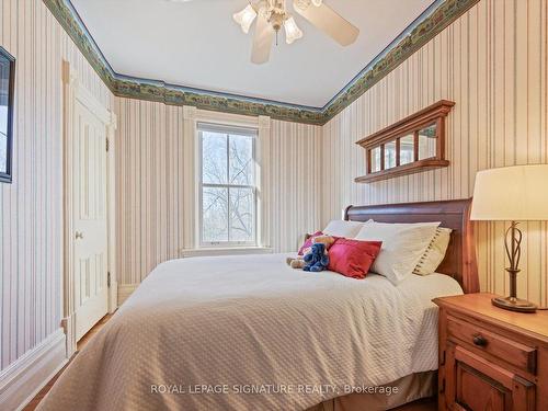 881 Orchard Rd, Smith-Ennismore-Lakefield, ON - Indoor Photo Showing Bedroom