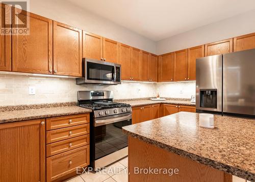 965 O'Reilly Crescent, Shelburne, ON - Indoor Photo Showing Kitchen