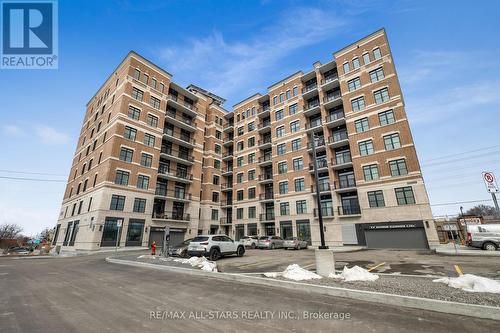 612 - 5917 Main Street, Whitchurch-Stouffville, ON - Outdoor With Balcony With Facade