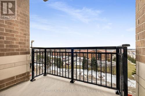 612 - 5917 Main Street, Whitchurch-Stouffville, ON - Outdoor With Balcony With Exterior