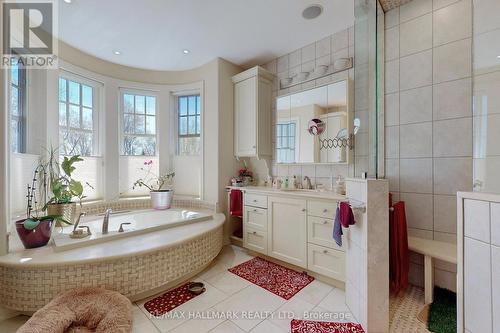 724 Duclos Point Road, Georgina, ON - Indoor Photo Showing Bathroom