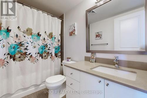3 - 90 Little Creek Road, Mississauga, ON - Indoor Photo Showing Bathroom