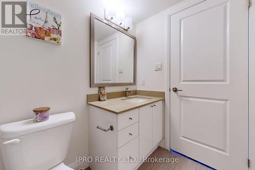 3 - 90 Little Creek Road, Mississauga, ON - Indoor Photo Showing Bathroom