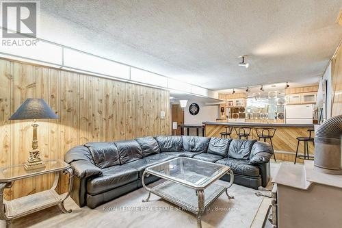 71 Neilson Drive, Toronto, ON - Indoor Photo Showing Living Room