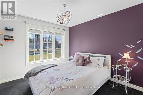 109 Sills Road, Belleville, ON - Indoor Photo Showing Bedroom