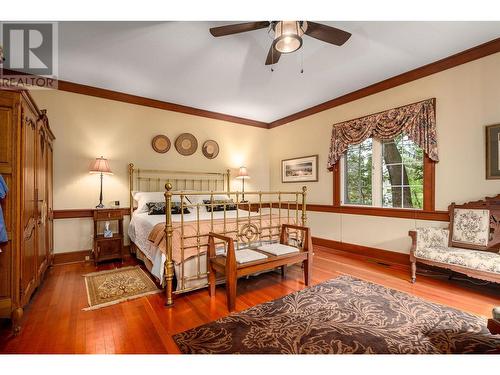 9310 Kalamalka Road, Coldstream, BC - Indoor Photo Showing Bedroom