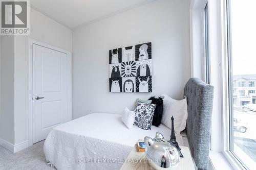 413 Tenant Circle, Vaughan, ON - Indoor Photo Showing Bedroom