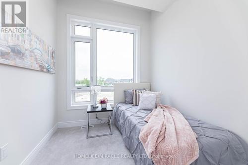 413 Tenant Circle, Vaughan, ON - Indoor Photo Showing Bedroom