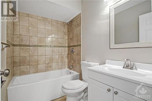 114 Rutherford Court, Ottawa, ON - Indoor Photo Showing Bathroom