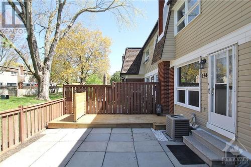114 Rutherford Court, Ottawa, ON - Outdoor With Exterior