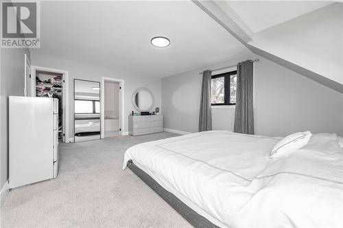 9088 Mitch Owens Road, Ottawa, ON - Indoor Photo Showing Bedroom