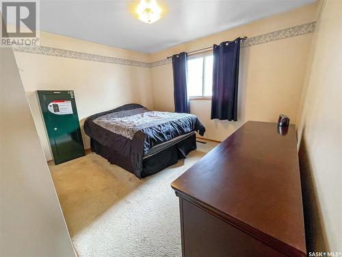 479 2Nd Avenue Se, Swift Current, SK - Indoor Photo Showing Bedroom