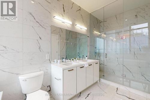 2502 - 55 Ontario Street, Toronto, ON - Indoor Photo Showing Bathroom