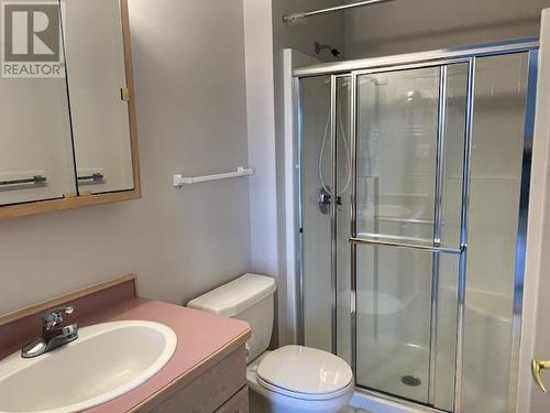 6805 Cottonwood Drive Unit# 210, Osoyoos, BC - Indoor Photo Showing Bathroom