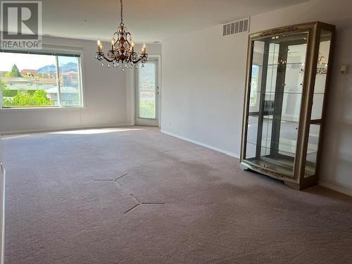 6805 Cottonwood Drive Unit# 210, Osoyoos, BC - Indoor Photo Showing Other Room