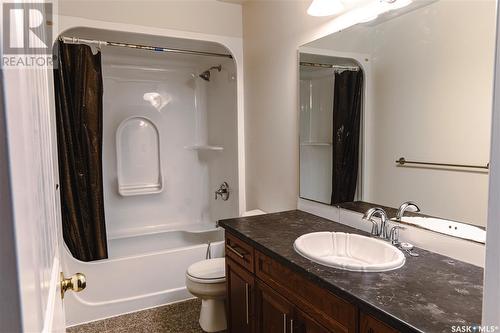 1849 Atkinson Street, Regina, SK - Indoor Photo Showing Bathroom