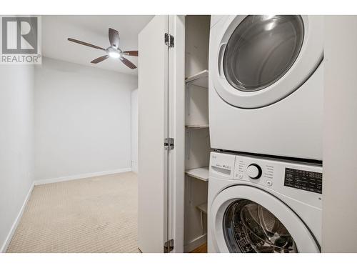 1550 Dickson Avenue Unit# 7, Kelowna, BC - Indoor Photo Showing Laundry Room