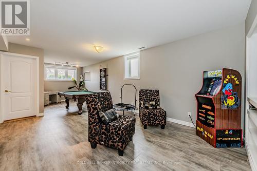 39 Spitfire Drive N, Hamilton, ON - Indoor Photo Showing Other Room