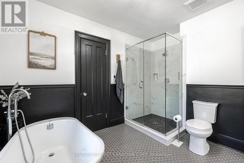 850 Waterloo Street, London, ON - Indoor Photo Showing Bathroom