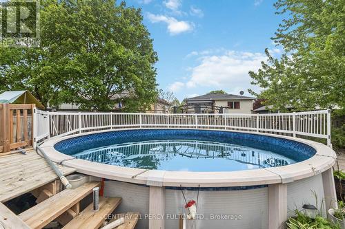 32 Donker Drive, St. Thomas, ON - Outdoor With Above Ground Pool