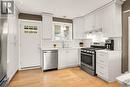 490 Rosseau Road, Hamilton, ON  - Indoor Photo Showing Kitchen 
