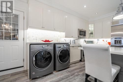 91 Ray Street S, Hamilton, ON - Indoor Photo Showing Laundry Room