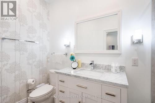 91 Ray Street S, Hamilton, ON - Indoor Photo Showing Bathroom