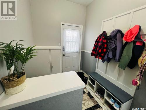 612 4Th Avenue Nw, Swift Current, SK - Indoor Photo Showing Other Room