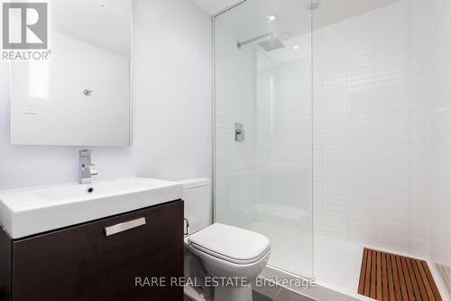 629 - 629 King Street W, Toronto, ON - Indoor Photo Showing Bathroom