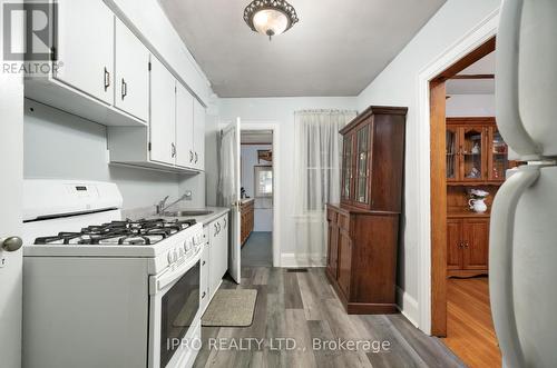 320 Queensdale Avenue, Toronto, ON - Indoor Photo Showing Laundry Room