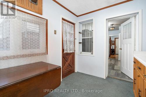 320 Queensdale Avenue, Toronto, ON - Indoor Photo Showing Other Room