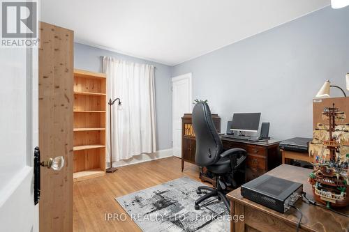320 Queensdale Avenue, Toronto, ON - Indoor Photo Showing Office